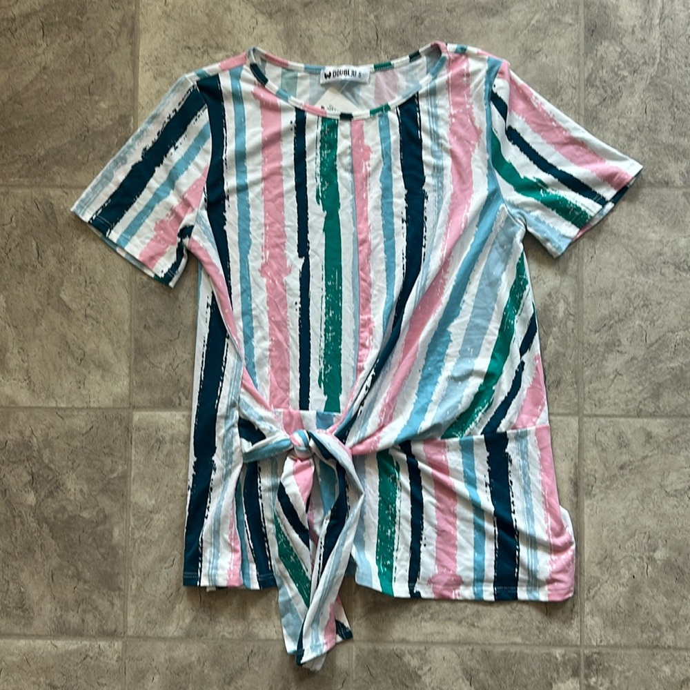 Brand new Doublju short sleeve top